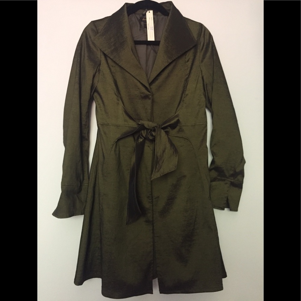 Jerry T beautiful shiny olive dressy jacket